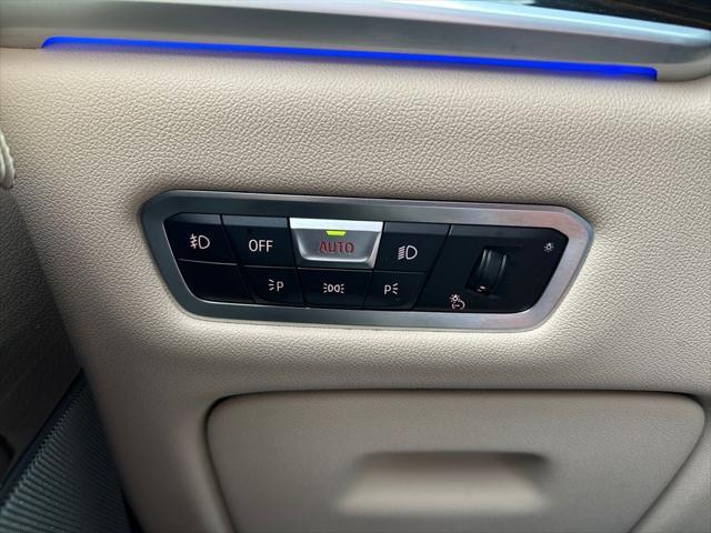 used 2021 BMW X7 car, priced at $38,888