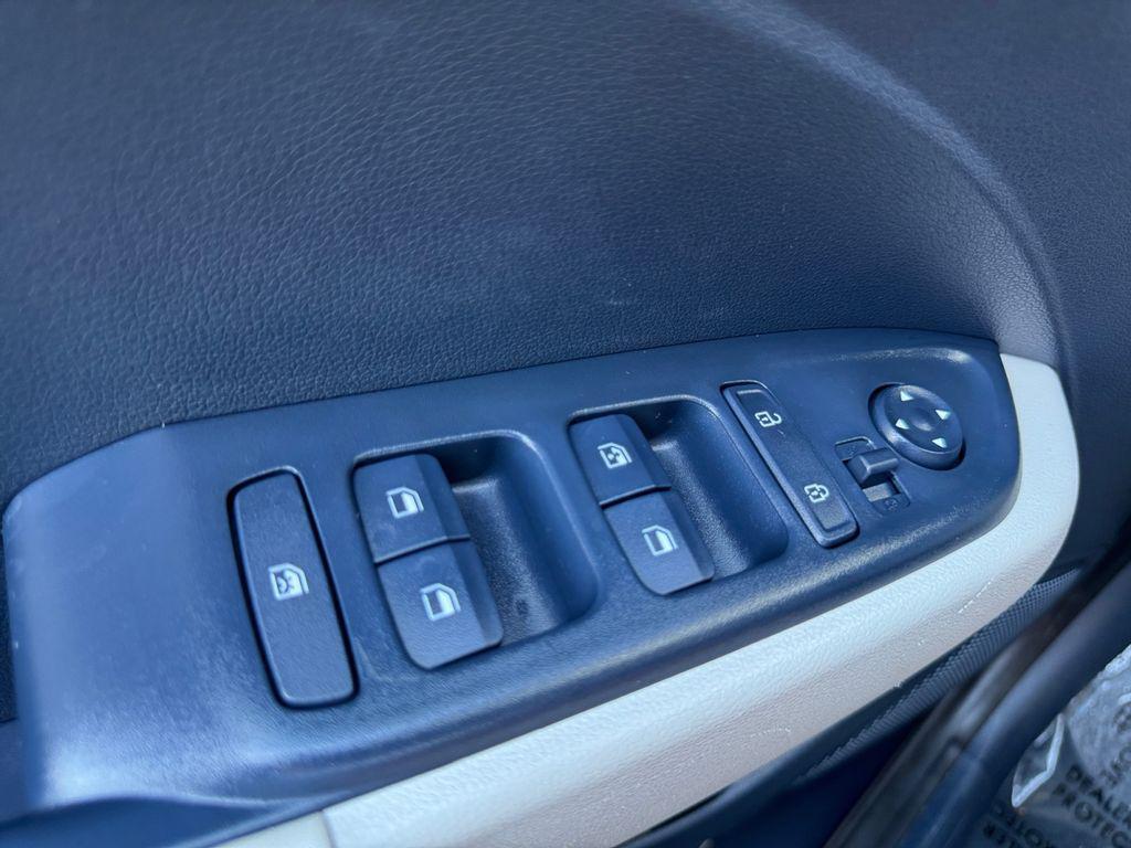 used 2023 Hyundai Venue car, priced at $18,019