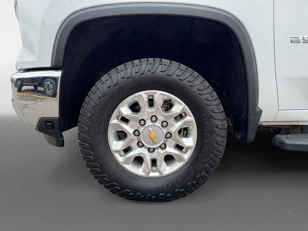 used 2024 Chevrolet Silverado 2500 car, priced at $49,978