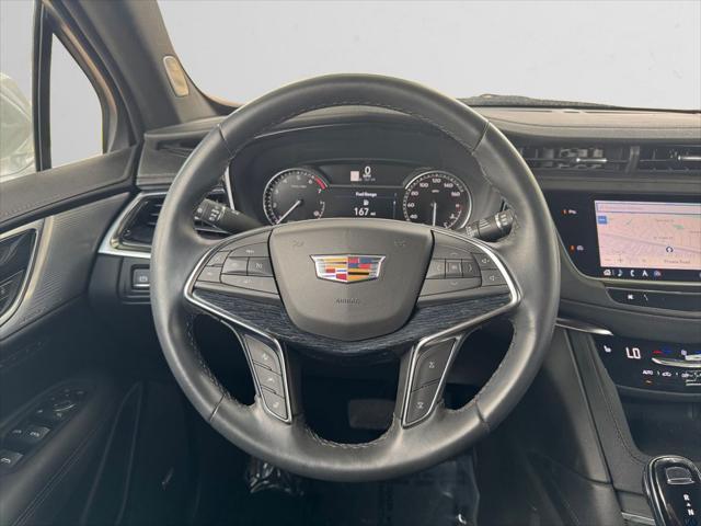 used 2024 Cadillac XT5 car, priced at $38,985