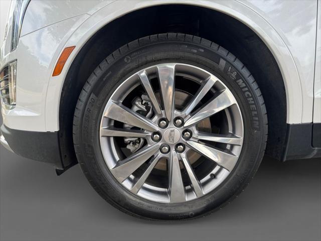 used 2024 Cadillac XT5 car, priced at $38,985