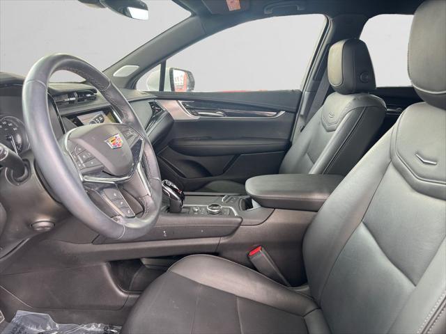 used 2024 Cadillac XT5 car, priced at $38,985
