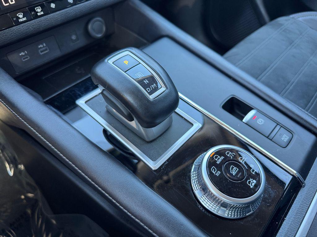 used 2024 Mitsubishi Outlander car, priced at $24,775