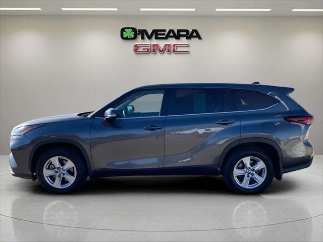 used 2024 Toyota Highlander car, priced at $40,387