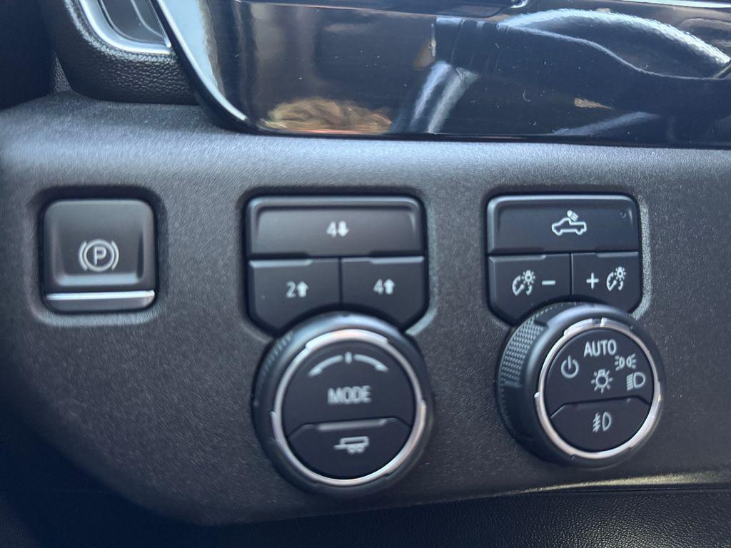 used 2024 Chevrolet Silverado 2500 car, priced at $49,996