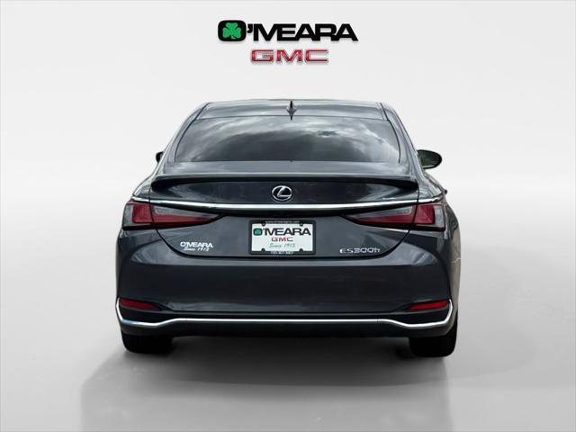 used 2022 Lexus ES 300h car, priced at $31,688