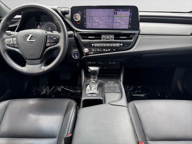 used 2022 Lexus ES 300h car, priced at $31,688