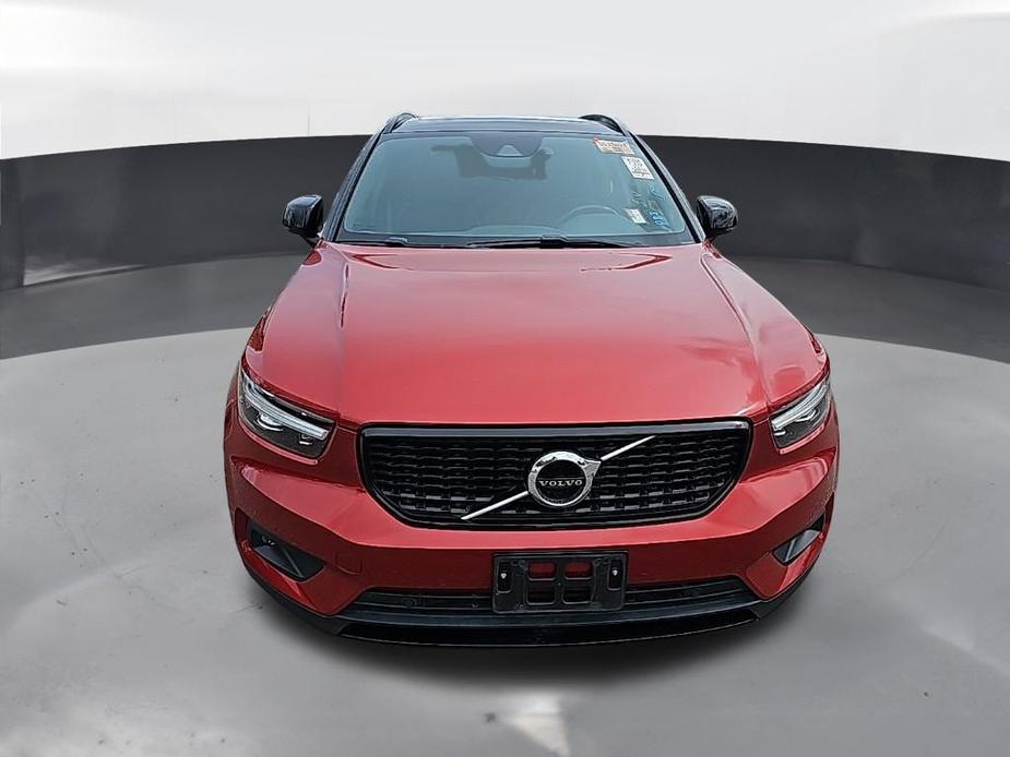 used 2021 Volvo XC40 car, priced at $32,729
