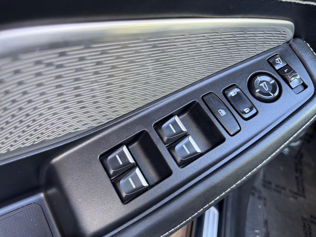 used 2022 Acura MDX car, priced at $39,669
