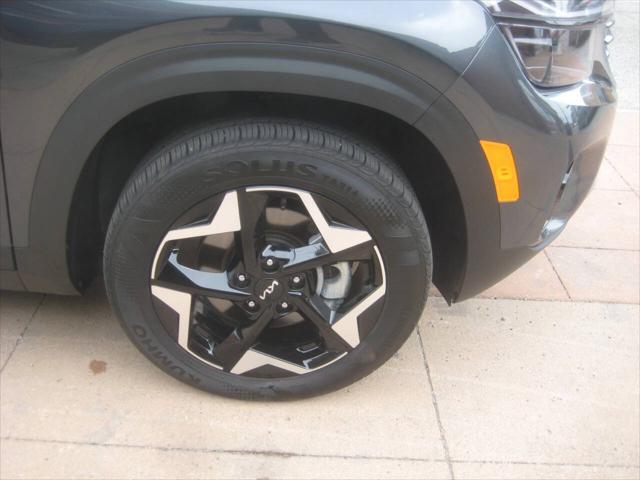 used 2025 Kia Seltos car, priced at $26,495