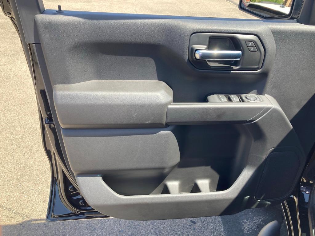 new 2025 Chevrolet Silverado 1500 car, priced at $51,574