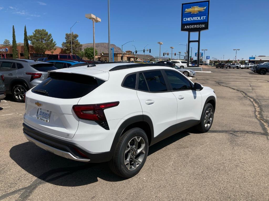 new 2025 Chevrolet Trax car, priced at $26,134