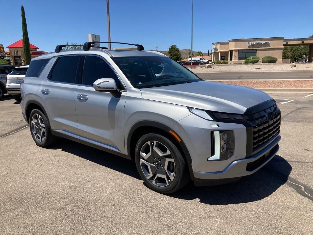 used 2024 Hyundai Palisade car, priced at $39,911