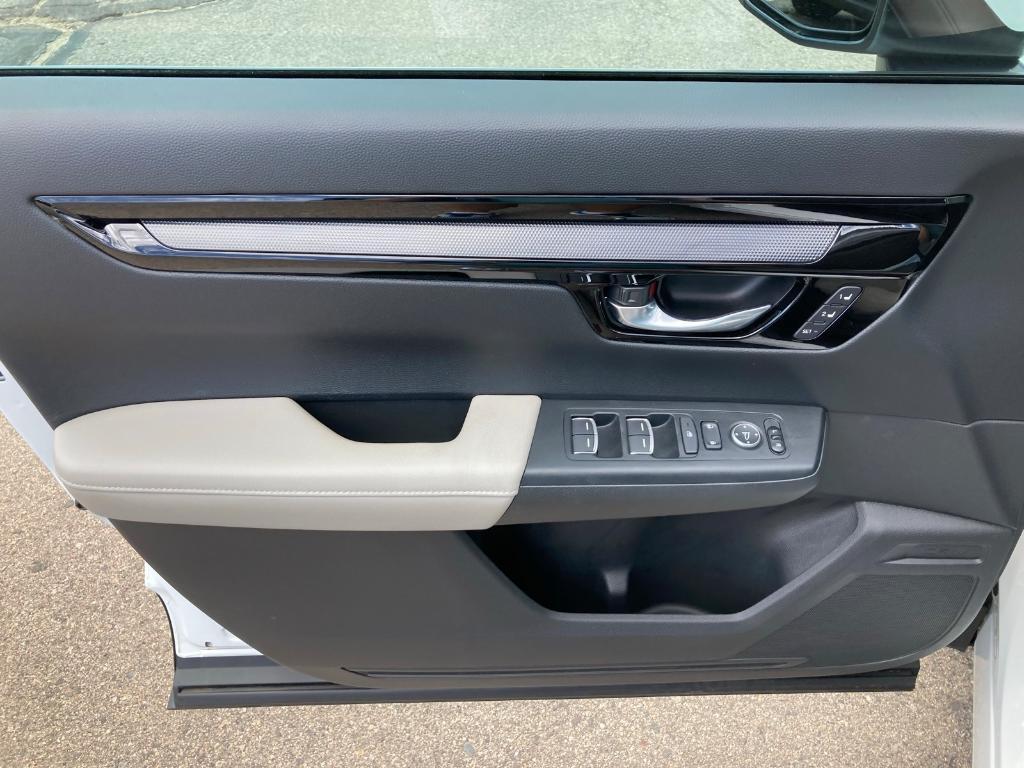 used 2023 Honda CR-V car, priced at $32,047