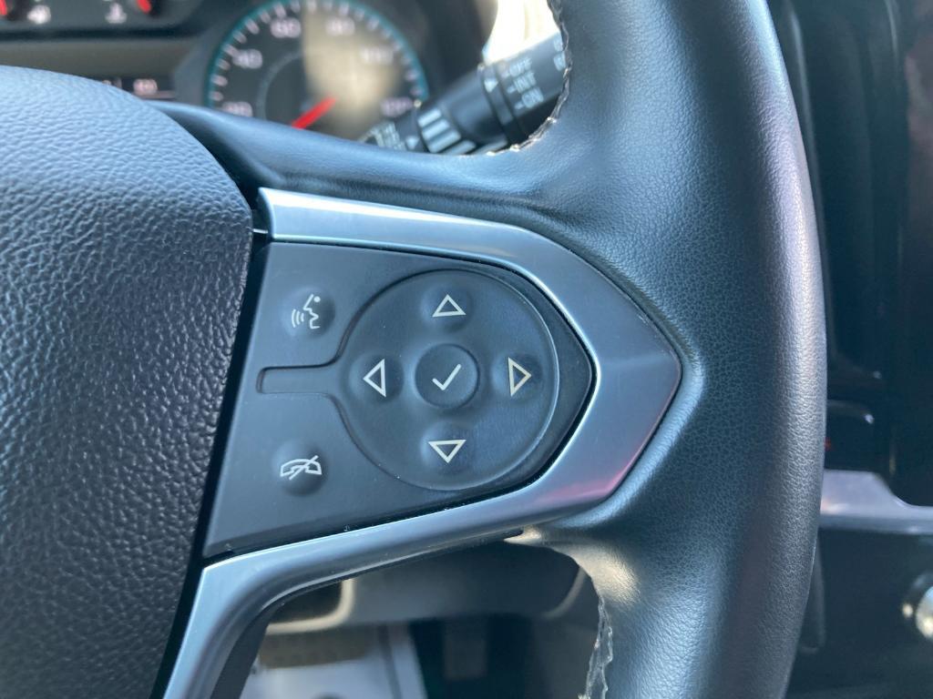 used 2023 Chevrolet Traverse car, priced at $30,613
