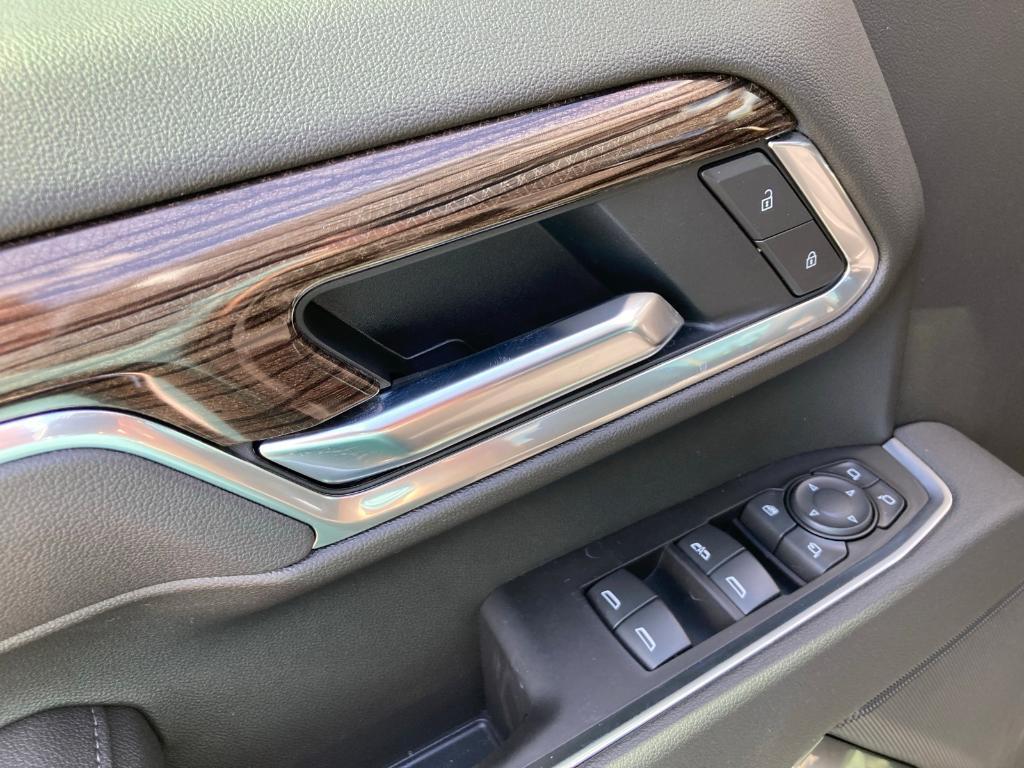 new 2025 Chevrolet Silverado 3500 car, priced at $75,334