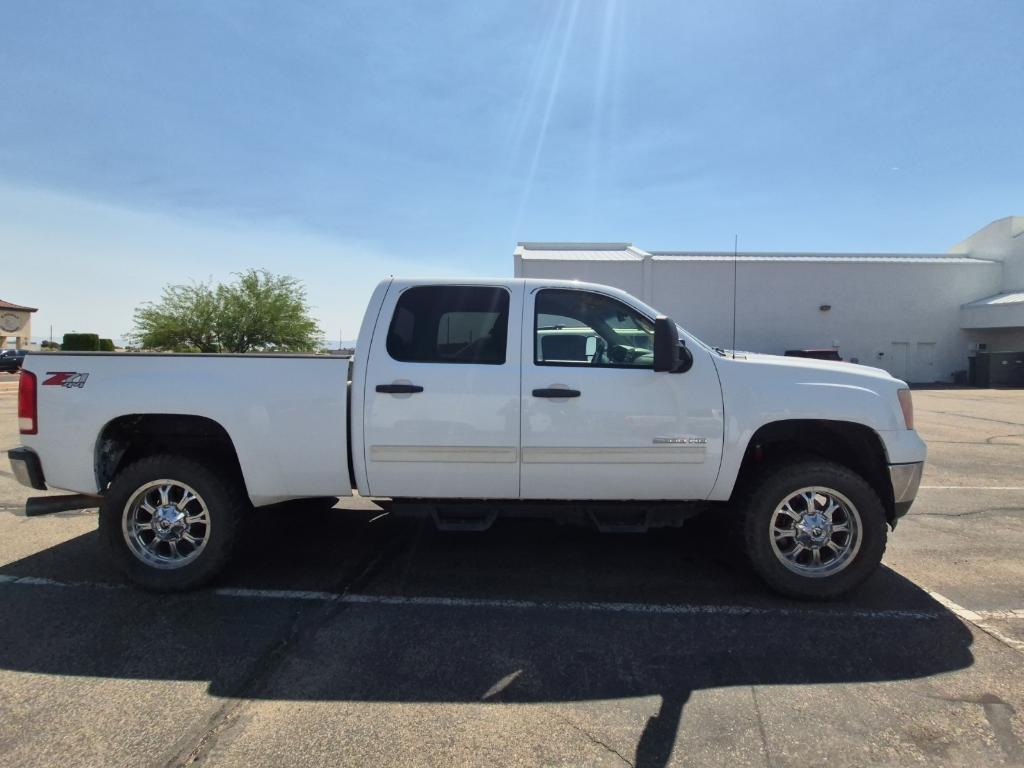 used 2014 GMC Sierra 2500 car, priced at $31,450