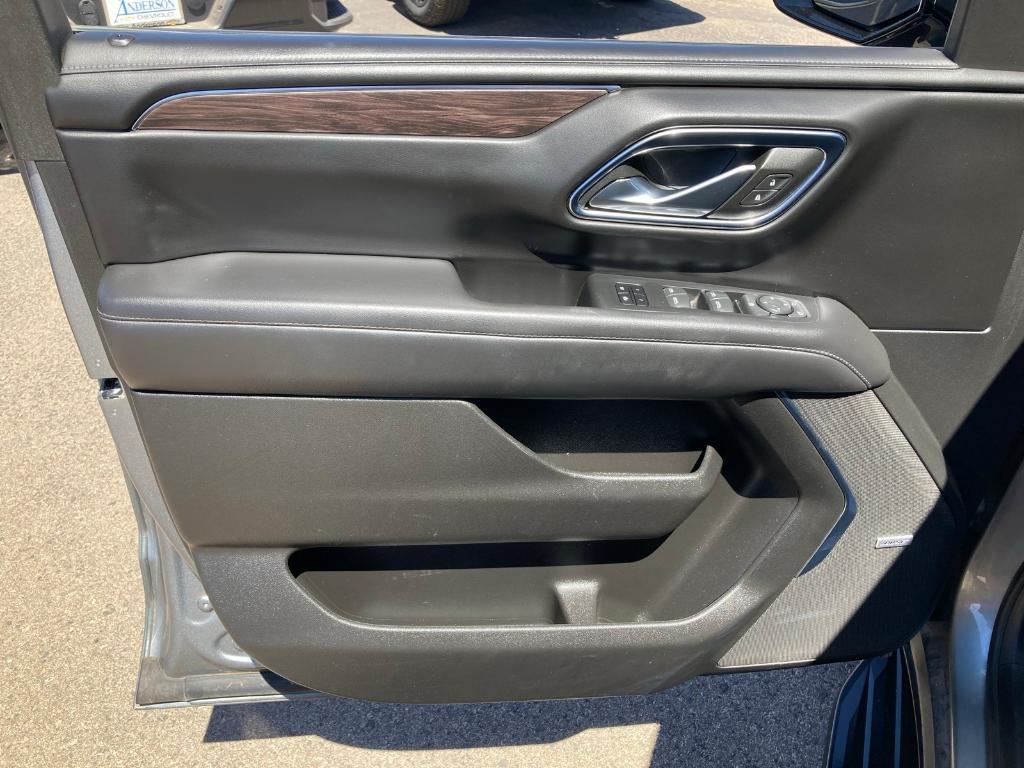 used 2023 Chevrolet Suburban car, priced at $46,842