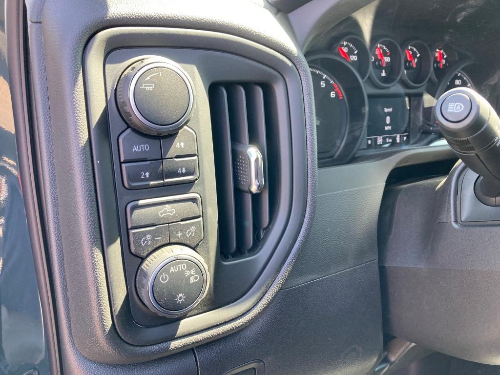 new 2025 Chevrolet Silverado 1500 car, priced at $52,344