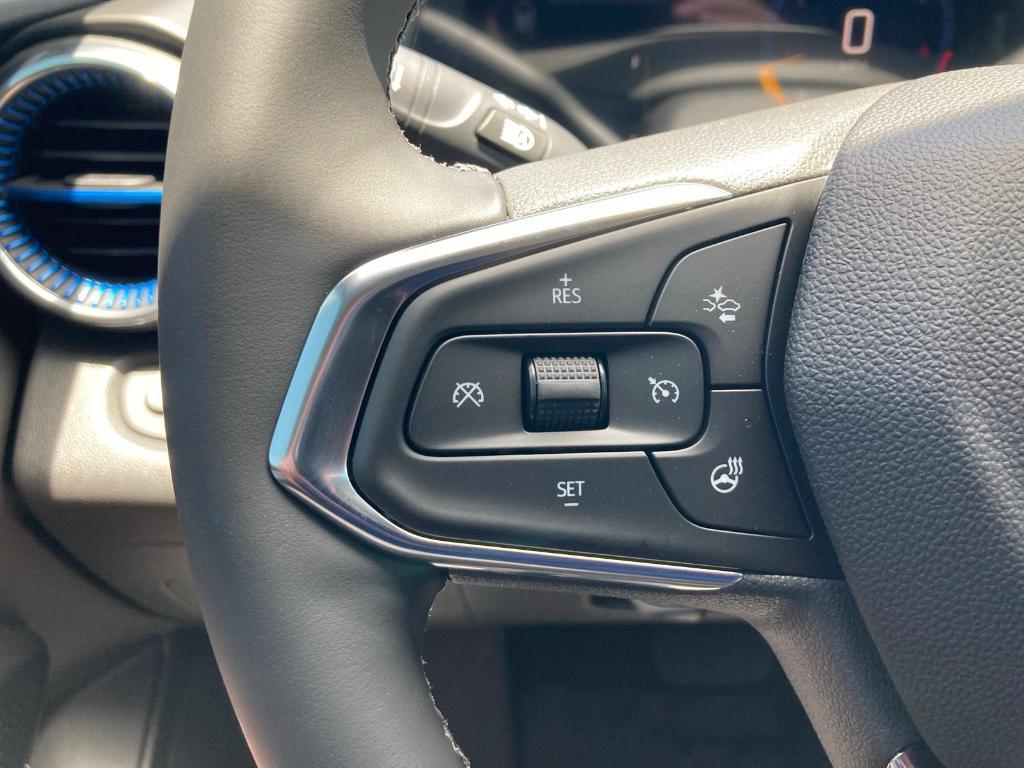 new 2025 Chevrolet Trax car, priced at $26,134