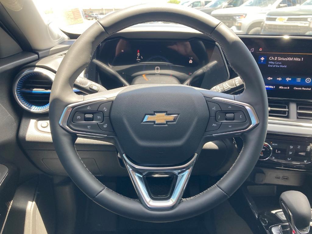 new 2025 Chevrolet Trax car, priced at $26,134