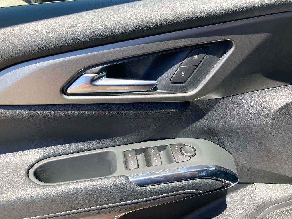 new 2025 Chevrolet Traverse car, priced at $46,769