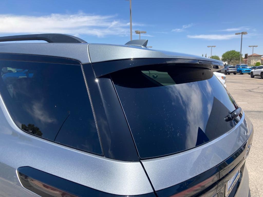 new 2025 Chevrolet Traverse car, priced at $46,769
