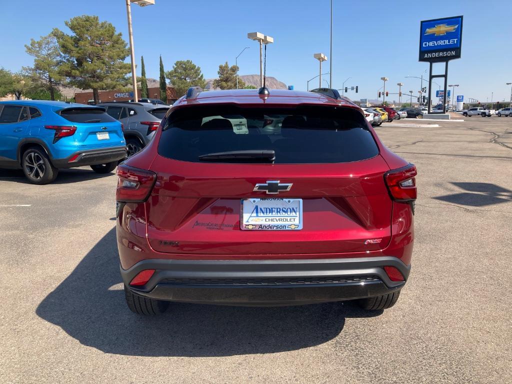 new 2025 Chevrolet Trax car, priced at $26,684