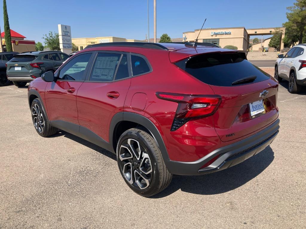 new 2025 Chevrolet Trax car, priced at $26,684