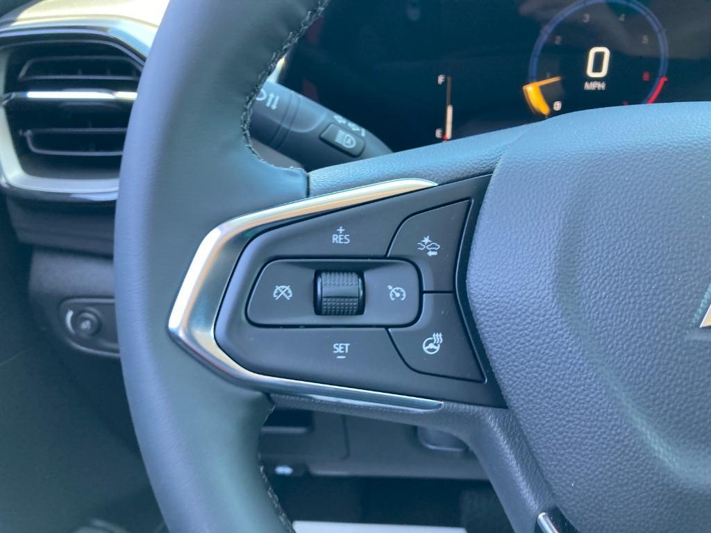 new 2025 Chevrolet TrailBlazer car, priced at $29,620