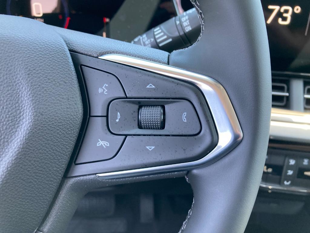 new 2025 Chevrolet Trax car, priced at $26,209