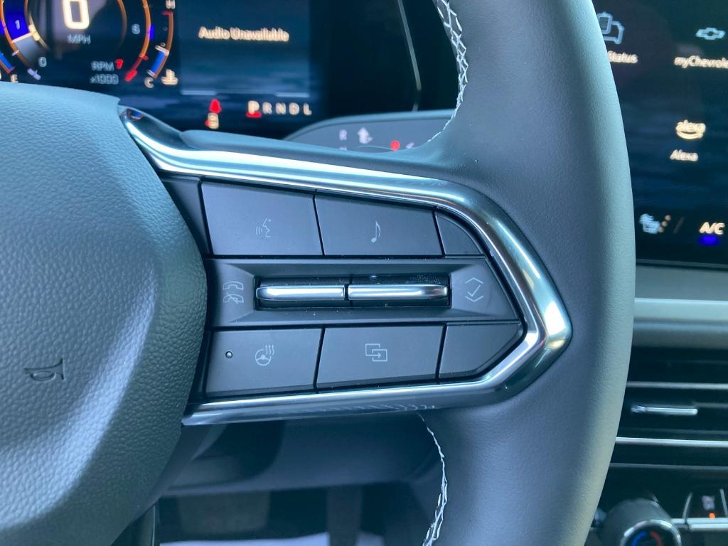 new 2025 Chevrolet Traverse car, priced at $42,994