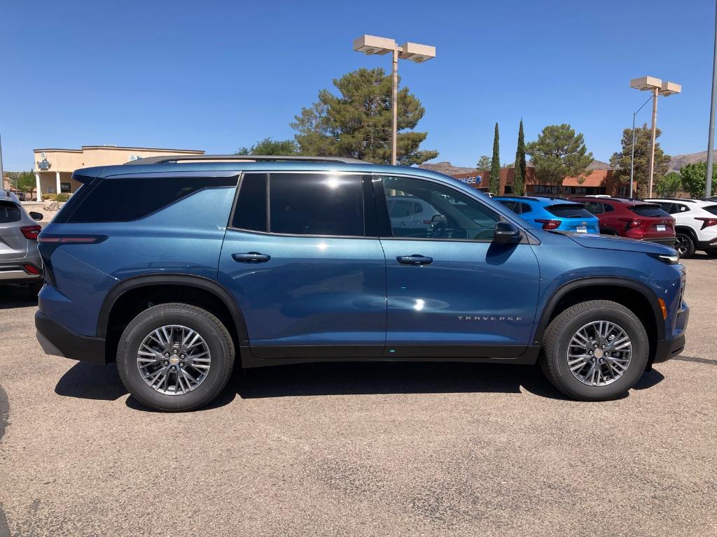 new 2025 Chevrolet Traverse car, priced at $42,994