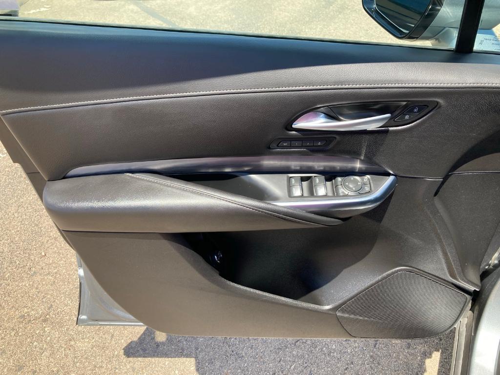 used 2024 Cadillac XT4 car, priced at $33,203