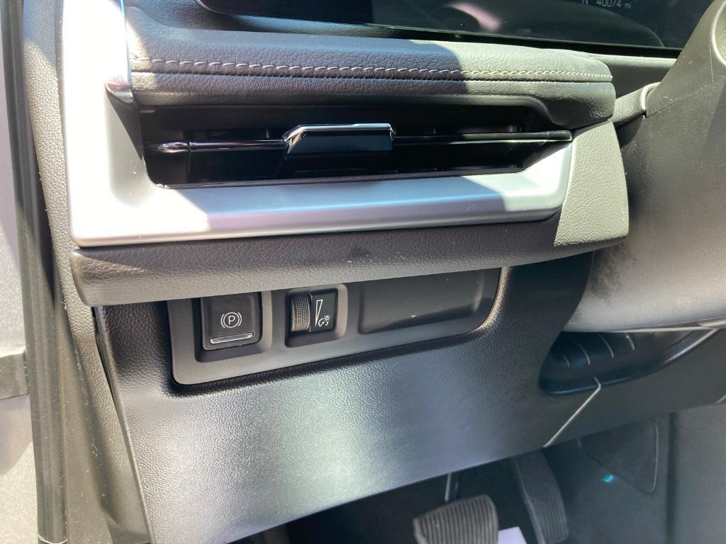 used 2024 Cadillac XT4 car, priced at $33,203