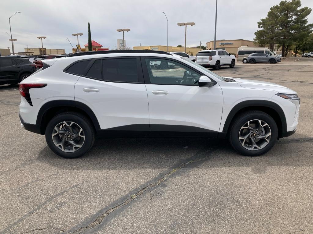 new 2025 Chevrolet Trax car, priced at $25,155