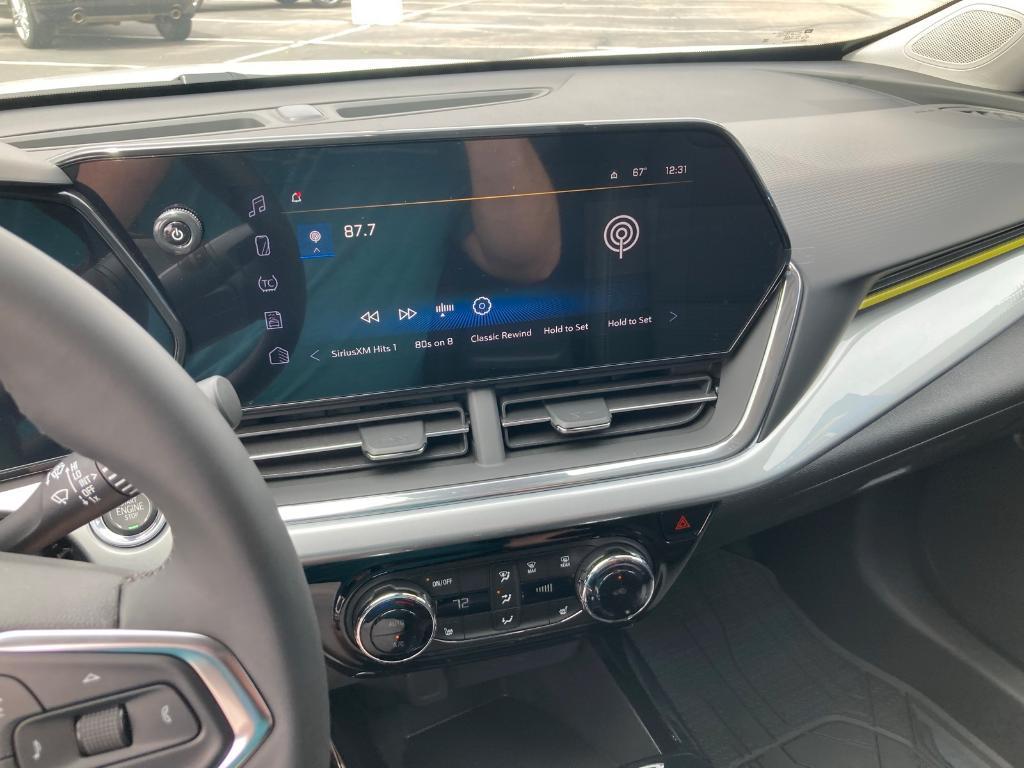 new 2025 Chevrolet Trax car, priced at $25,155