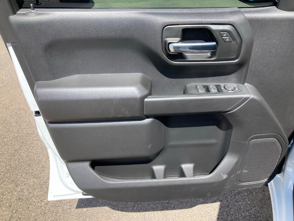 new 2025 Chevrolet Silverado 1500 car, priced at $43,139