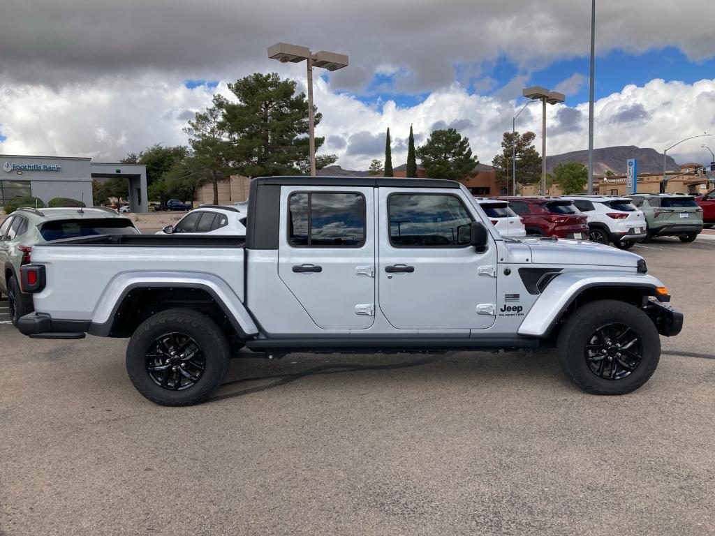 used 2023 Jeep Gladiator car, priced at $34,100