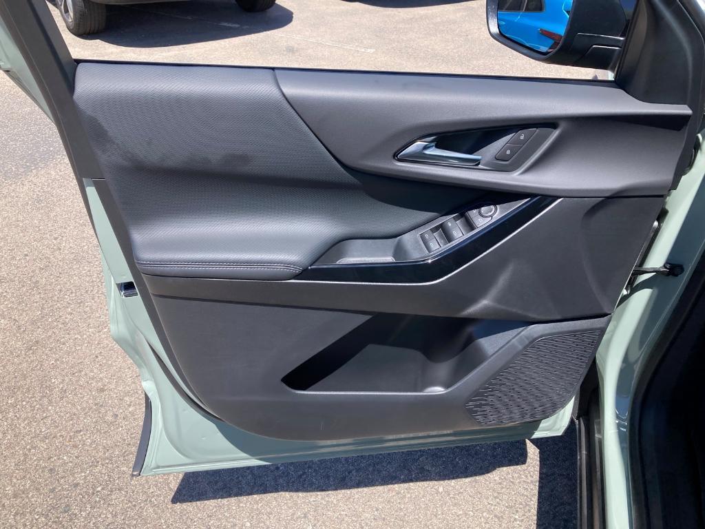 new 2026 Chevrolet Equinox car, priced at $34,250
