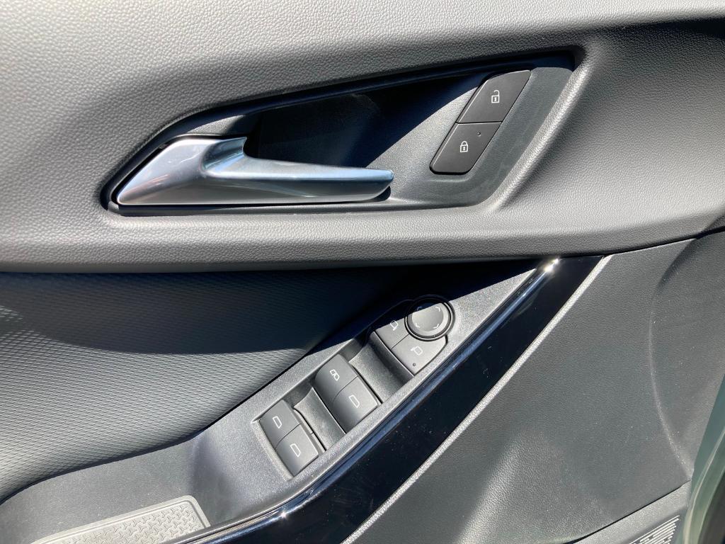 new 2026 Chevrolet Equinox car, priced at $34,250