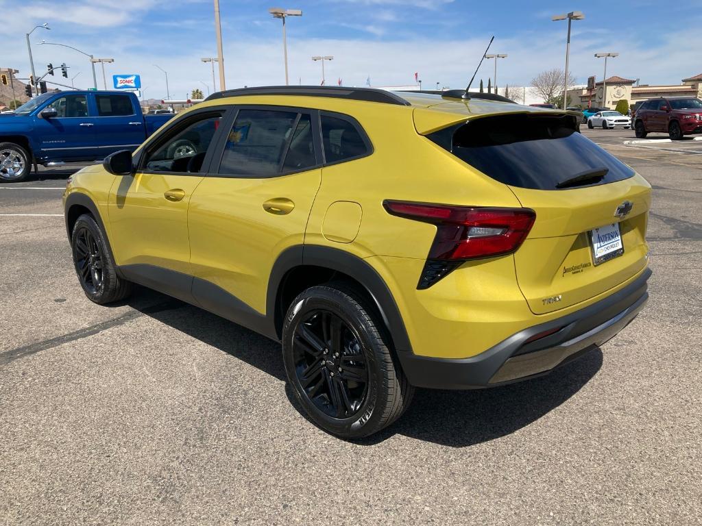 new 2025 Chevrolet Trax car, priced at $26,460