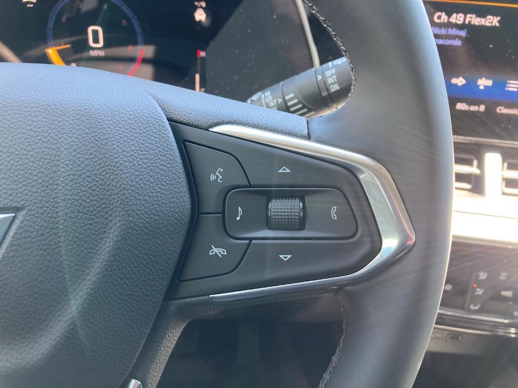 new 2025 Chevrolet Trax car, priced at $26,604