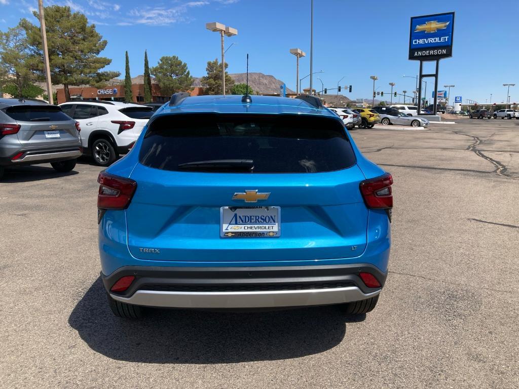 new 2025 Chevrolet Trax car, priced at $26,604
