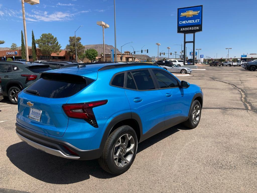 new 2025 Chevrolet Trax car, priced at $26,604