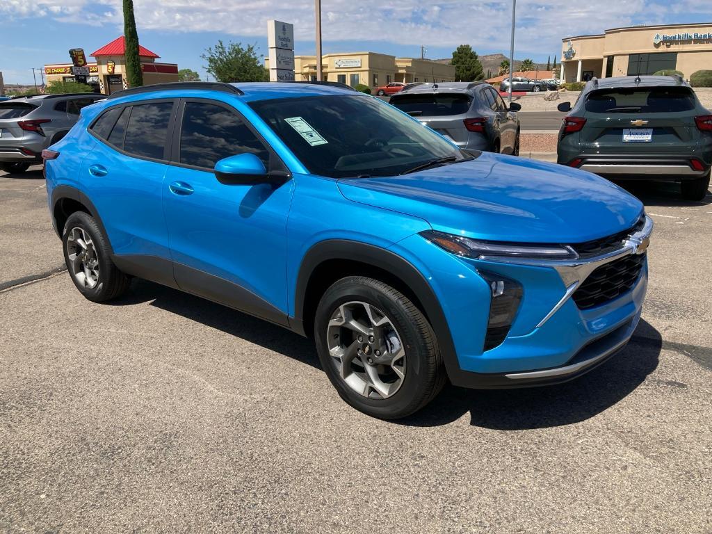 new 2025 Chevrolet Trax car, priced at $26,604
