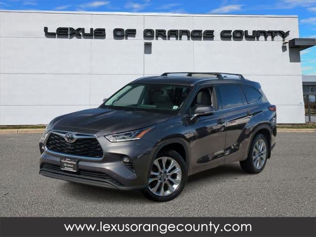 used 2022 Toyota Highlander car, priced at $34,310