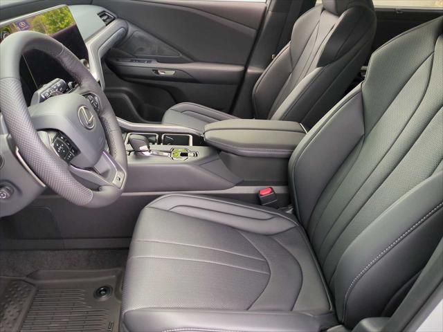new 2025 Lexus TX 500h car, priced at $72,755
