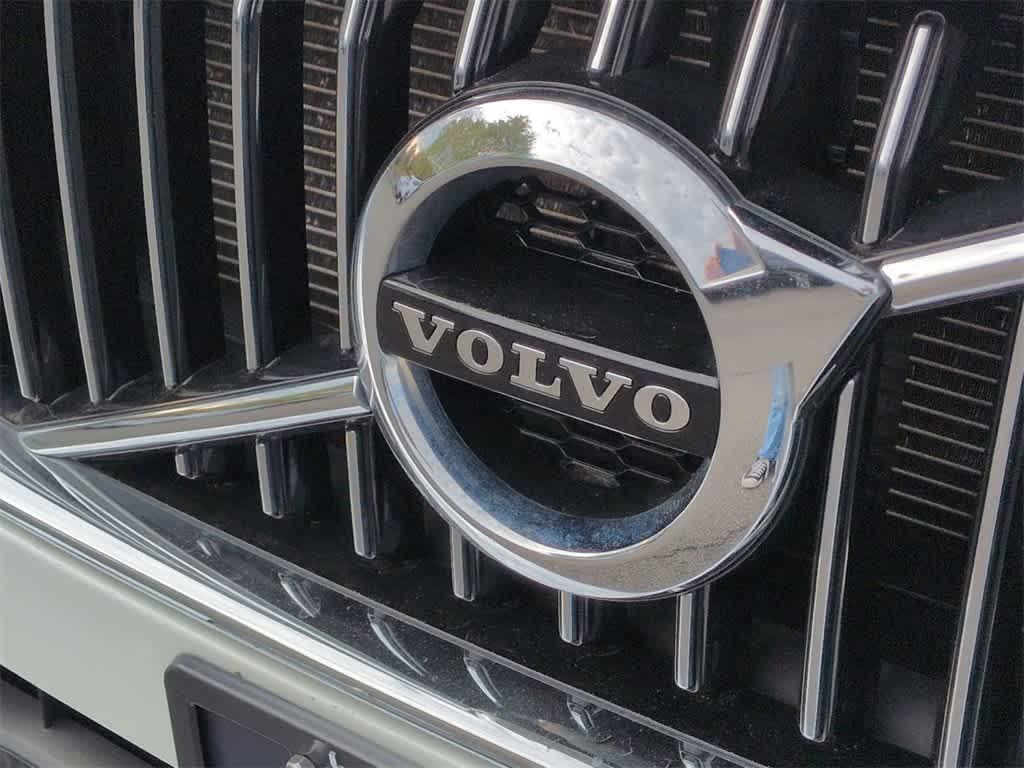 used 2021 Volvo XC60 car, priced at $21,998