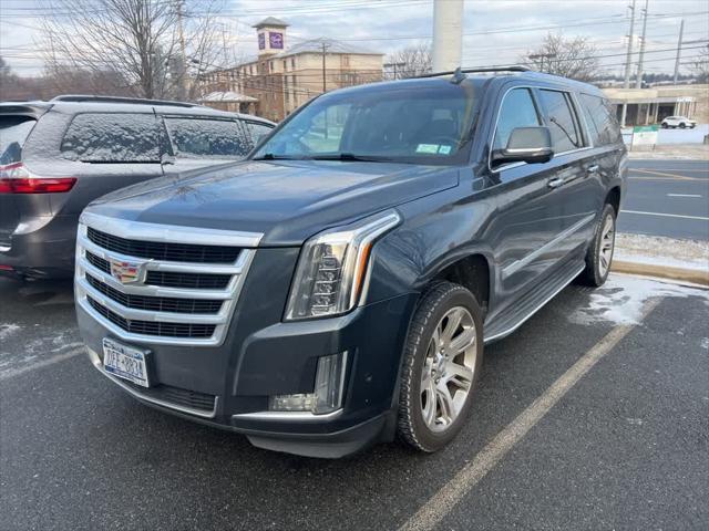 used 2019 Cadillac Escalade ESV car, priced at $32,998